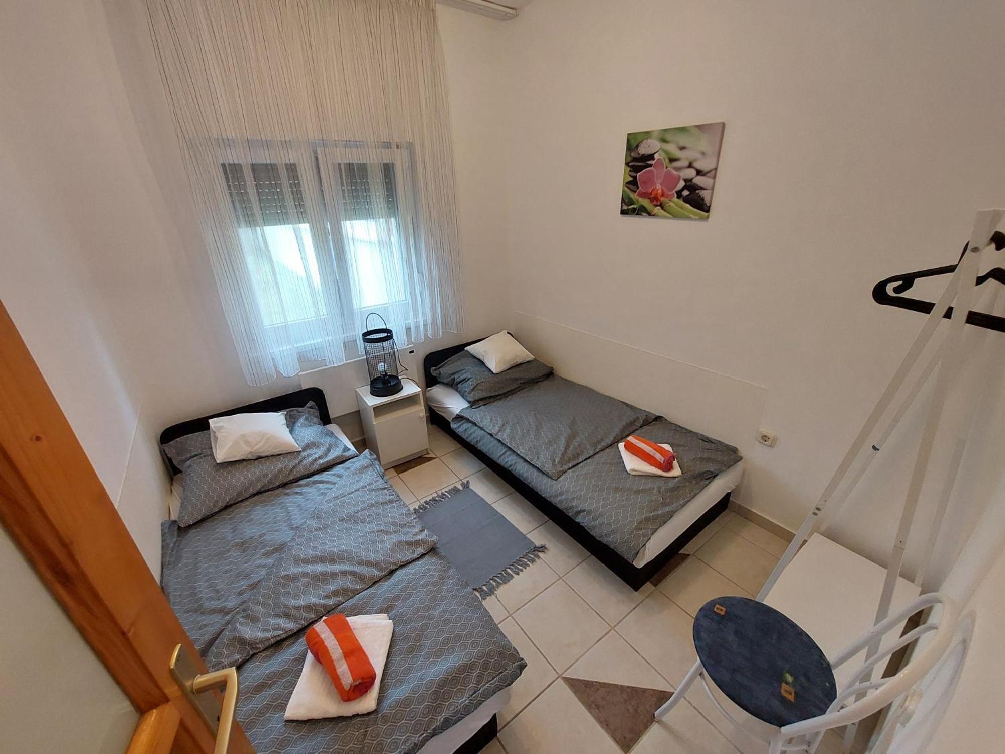 Zseki Apartman Hajdúszoboszló Exterior foto